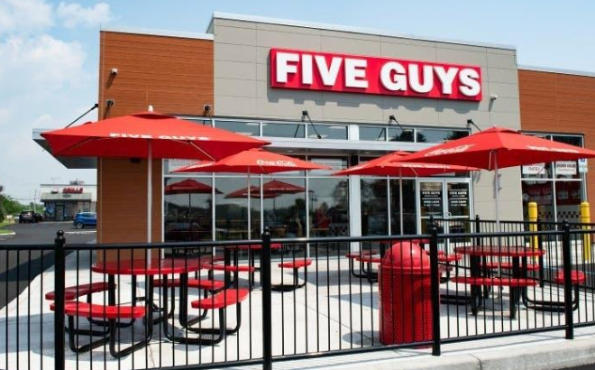 Five Guys Front Store