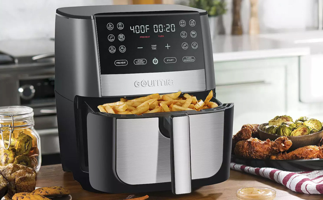 Gourmia 8 Quart Digital Air Fryer on a Kitchen Countertop Gourmia 8 Quart Digital Air Fryer on a Kitchen Countertop