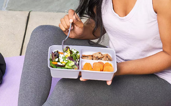 Hand Holding Bentgo Meal Prep Kit Hand Holding Bentgo Meal Prep Kit