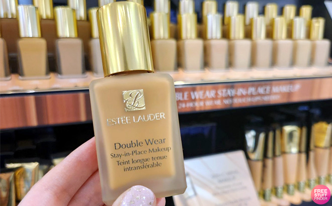 Hand Holding Estee Lauder Double Wear Stay In Place Makeup Foundation