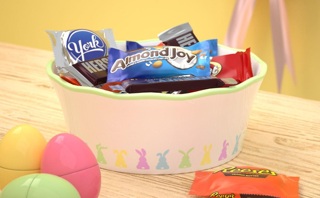 Hersheys Assorted Chocolate Flavored Snack Size Easter Candy Party Pack