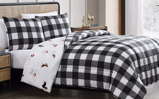 Holiday Dogs 3 Piece Comforter Set Queen