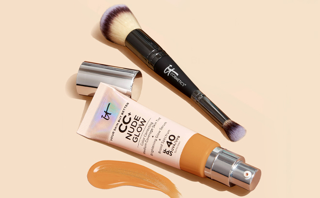 IT Cosmetics CC Nude Glow SPF40 with Luxe Brush