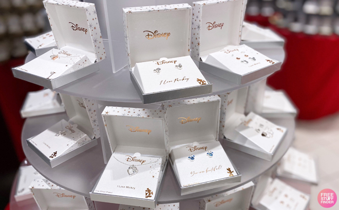 Kohls Disney Boxed Jewelry Overview