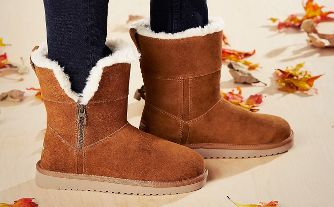 Koolaburra by UGG Aribel Suede Zip Short Boots