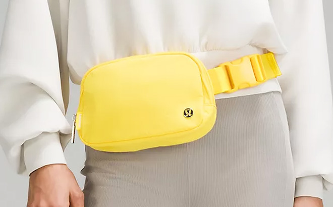 Lululemon Everywhere Belt Bag 1L in Yellow