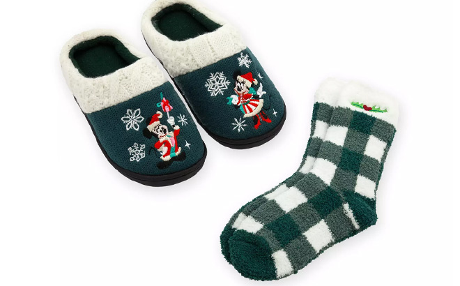 Mickey and Minnie Mouse Holiday Family Matching Slippers and Socks Set