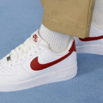 Nike Air Force 1 07 EasyOn Womens Shoes in White and Red
