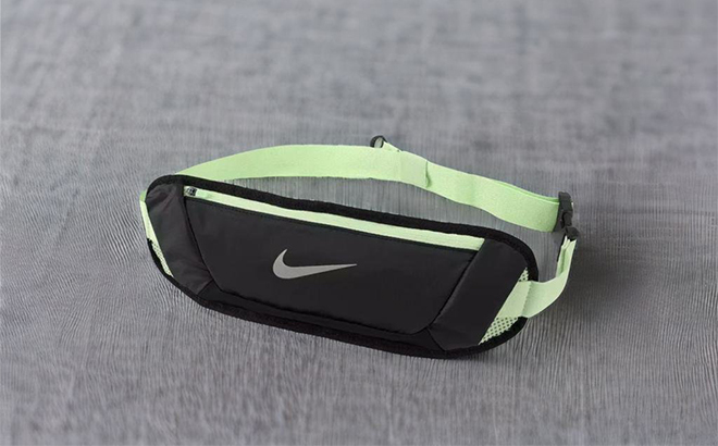 Nike Challenger 2 0 Large Waist Pack in Green and Black