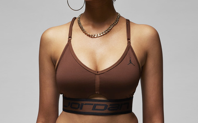 Nike Women's Light Support Sports Bra Nike Women's Light Support Sports Bra