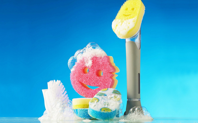 Scrub Daddy Soap Wand with Interchangable Cleaning Heads and Sponge Set
