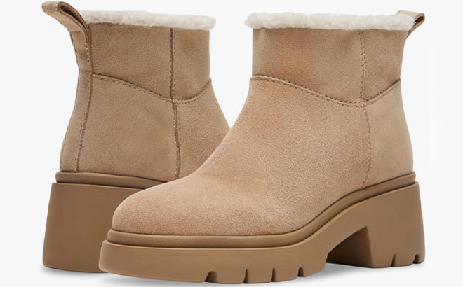Steve Madden Hatcher Sand Suede Color