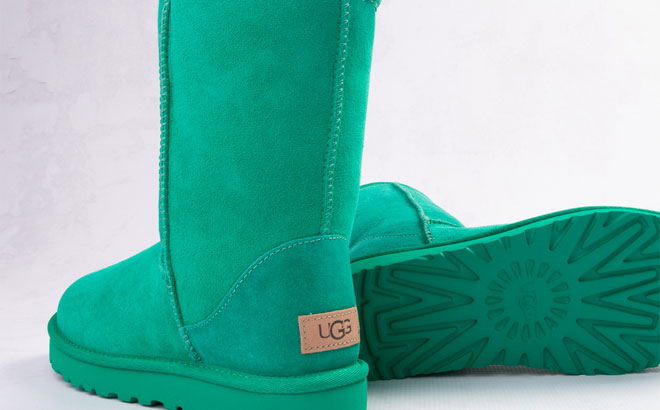 Womens UGG Classic Short II Boot Emerald Green Womens UGG Classic Short II Boot Emerald Green