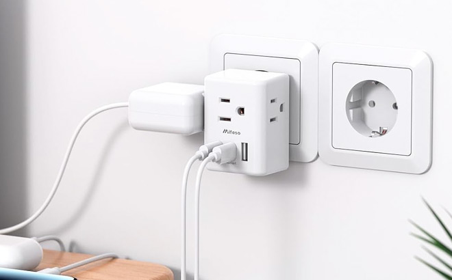 2 Pack European Travel Plug Adapter 2 Pack European Travel Plug Adapter