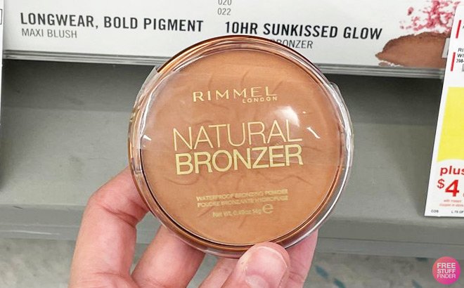 A Person Holding a Rimmel Natural Bronzer