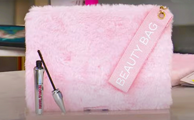Benefit Cosmetics Precisely My Brow Wax with Cosmetic Bag