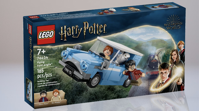 LEGO Harry Potter Flying Ford Playset