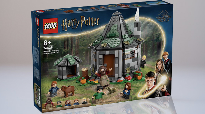 LEGO Harry Potter Hagrid Hutt Unexpected Visit