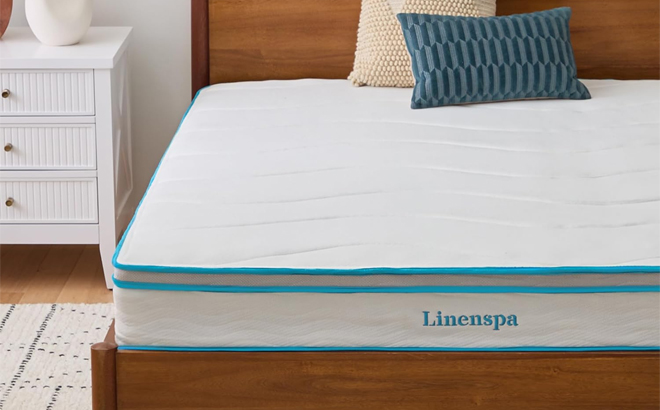 Linenspa 8 Inch Memory Foam and Spring Hybrid Mattress