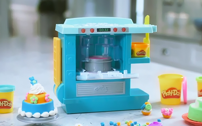Play Doh Kitchen Creations Rising Cake Oven Playset