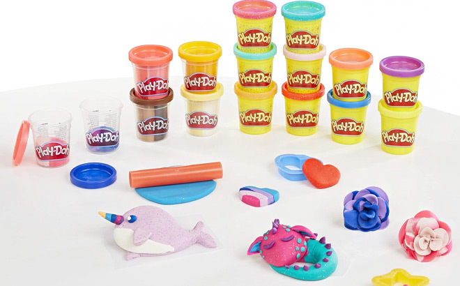 Play Doh Sparkle and Scents 16 Pack