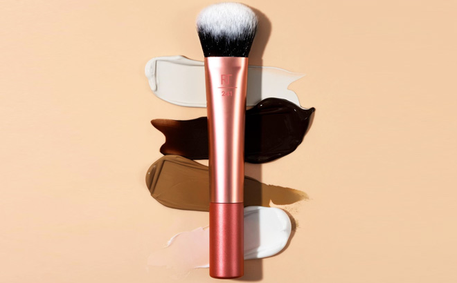 Real Techniques Seamless Complexion Makeup Brush