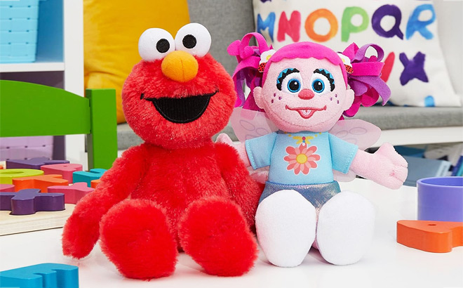 Sesame Street 2 Piece Plush Set