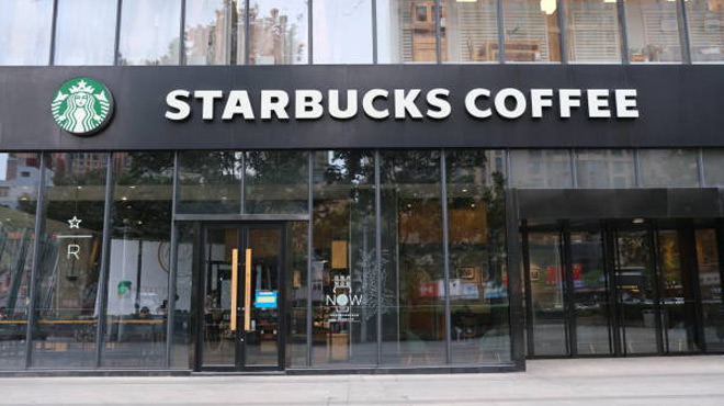 StarBucks Chicago Storefront 1