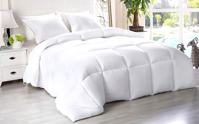 Utopia Bedding All Season Comforters Queen Size