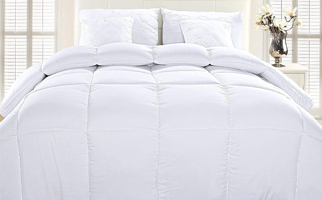 Utopia Bedding Comforter Quilted Queen Duvet Insert in the Color White