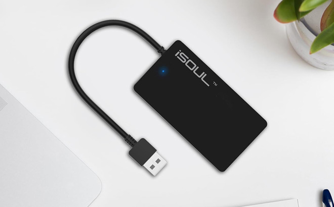 4 Port USB Hub on a Table 4 Port USB Hub on a Table