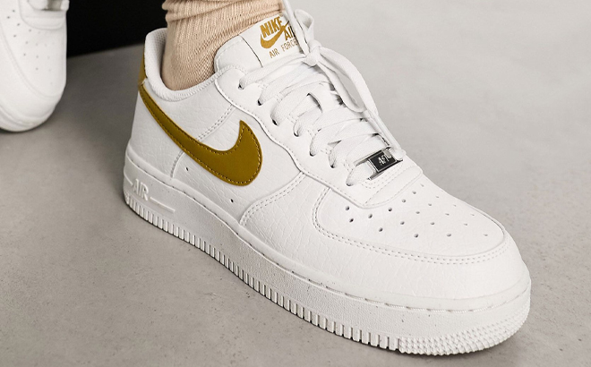 A photo showing Nike Air Force 1 07 SE Womens Sneakers