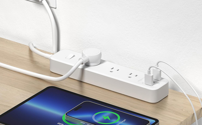 Amazon Basics 5 Foot Power Strip Amazon Basics 5 Foot Power Strip 1