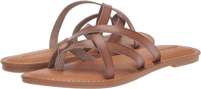 Amazon Essentials Womens Strappy Slide Flat Sandals in Brown