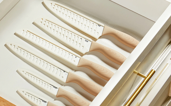 Carote 12 Piece Knife Set inside a Kitchen Drawer Carote 12 Piece Knife Set inside a Kitchen Drawer