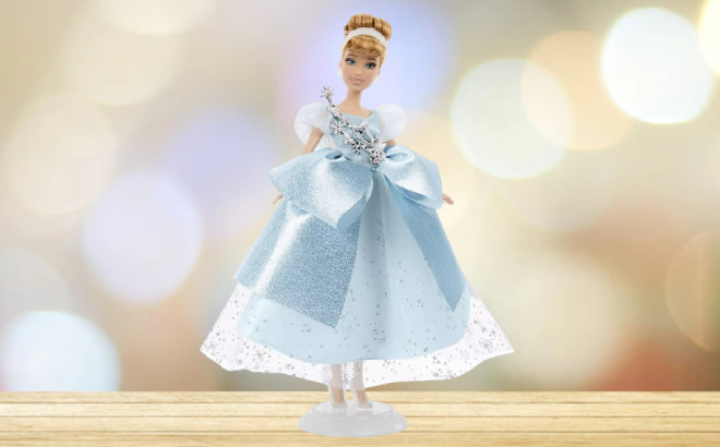 Disney Princess Collector 100 Platinum Cinderella Doll