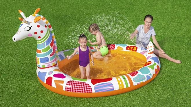 H2OGO Groovy Giraffe Inflatable Play Pool with Sprayer