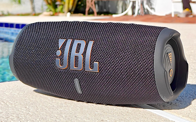 JBL Charge 5 Portable Waterproof Speaker with Powerbank in Grey