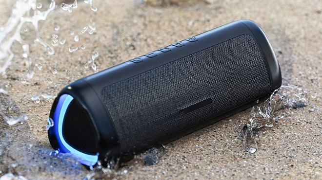 Portable Waterproof Bluetooth Speaker in Black