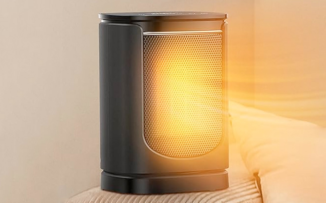 Space Heater 70 Oscillating Small Space Heater with Thermostat