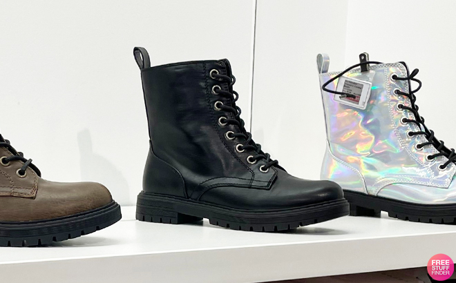 Womens Combat Boots in Black Color