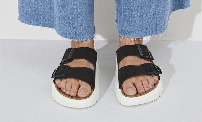 Birkenstock Arizona Chunky Sandals in the Color Black Birkenstock Arizona Chunky Sandals in the Color Black