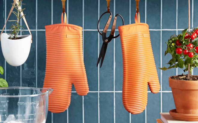 KitchenAid Ribbed Soft Silicone Oven Mitt 2 Pack