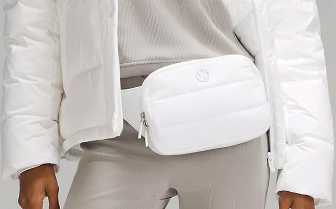 Lululemon Everywhere Belt Bag Large White