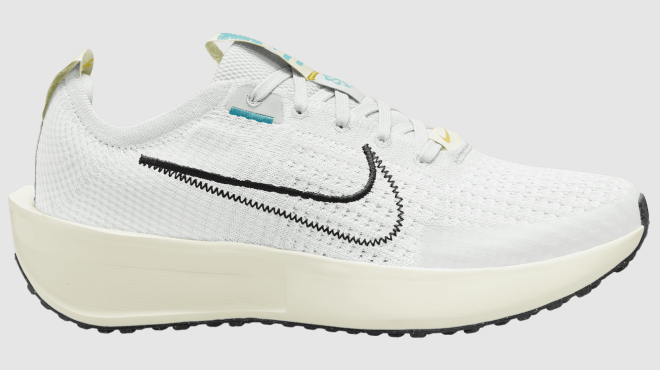 Nike Interact Run Womens Shoes
