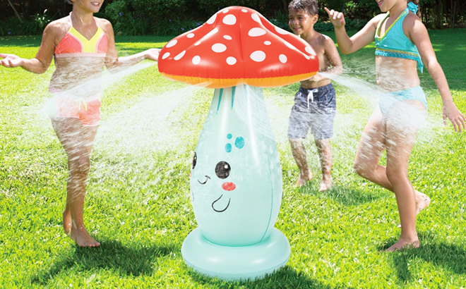 Play Day Inflatable Mushroom Water Sprinkler