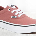 VANS Kids Dohney Sneakers in Rose Color
