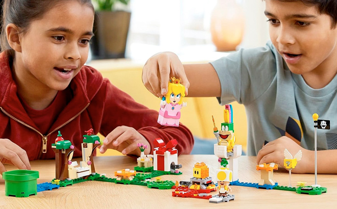 LEGO Super Mario Adventures with Peach Starter Course Buildable Game