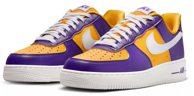 Nike Air Force 1 Sneakers in Purple Nike Air Force 1 Sneakers in Purple