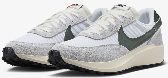 Nike Waffle Debut Vintage Shoes